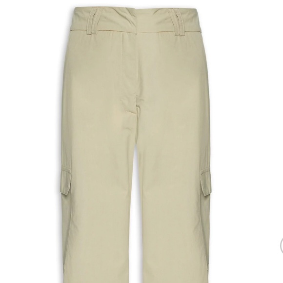 DRESS TO PANTS - Picture 4 of 9